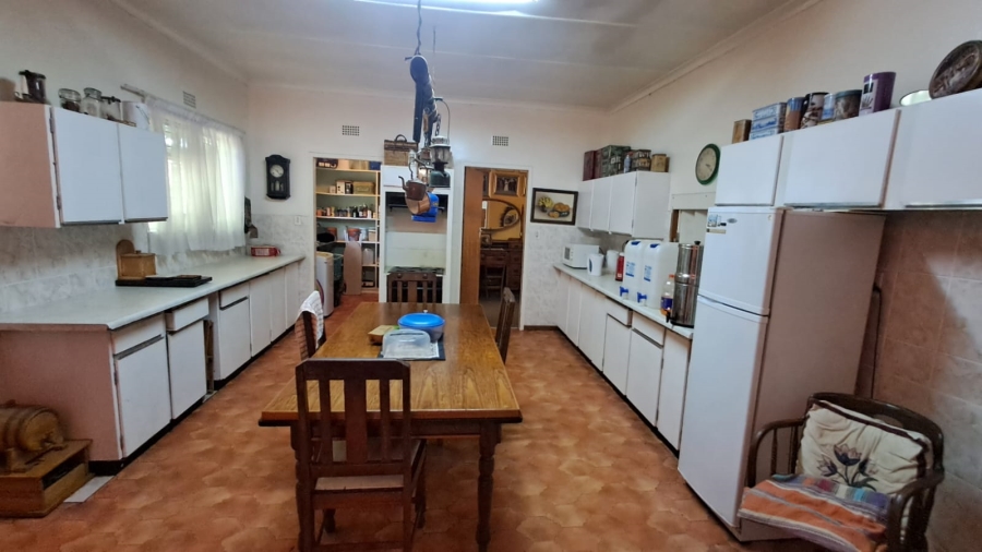 5 Bedroom Property for Sale in Parys Free State